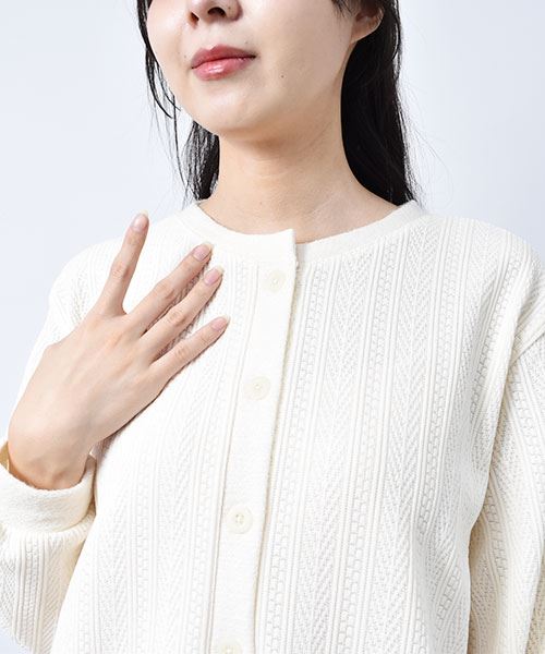 01 オフホワイト