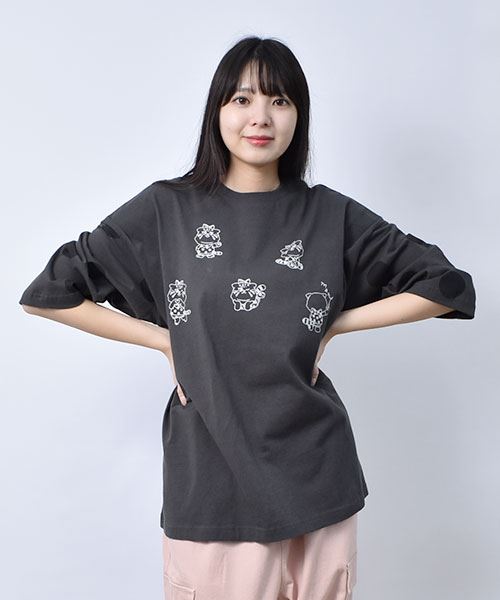 32 チャコールグレー