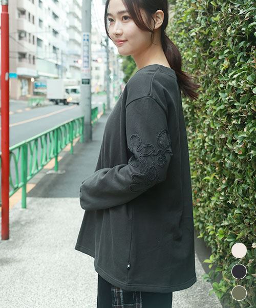 drug store's 裏毛 袖花刺繍 Aライン トレーナー