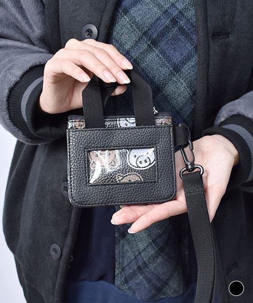 drug store's ブタ顔総柄 パスケース