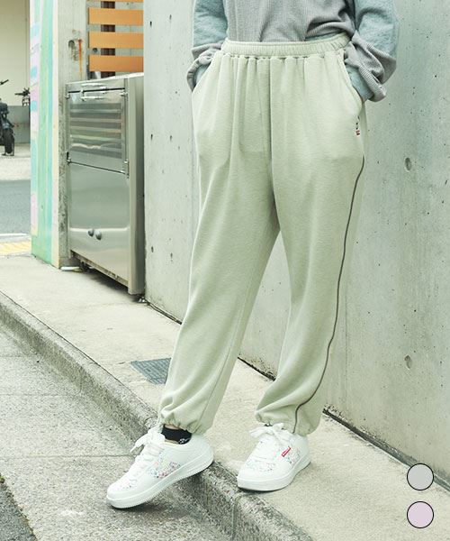 D.S.CLUB ブタ刺繍 裏起毛パンツ